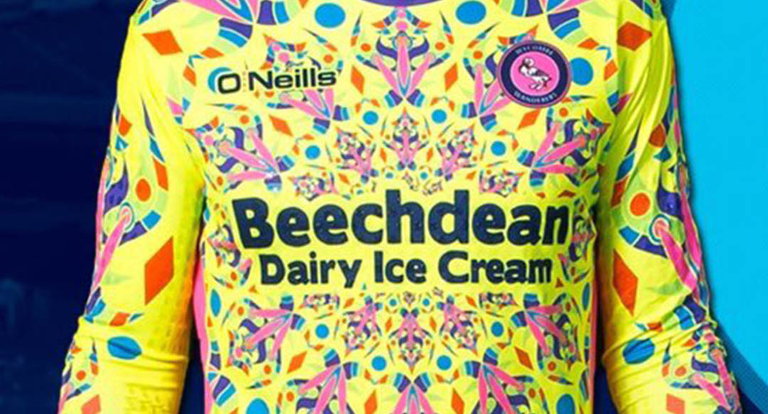Wycombe keeper deals kit